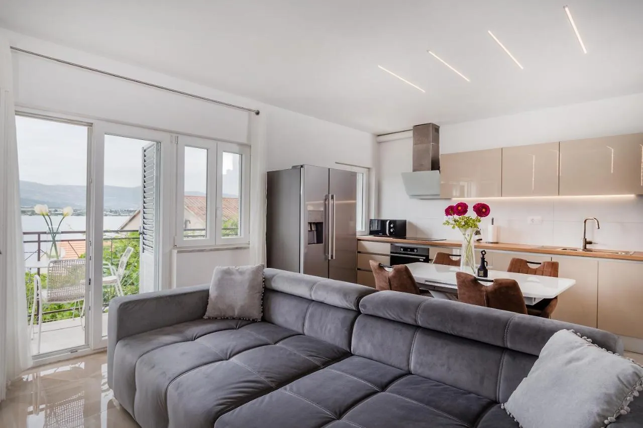 Luxury Suite Mila On Ciovo Trogir 0*,  Croatia